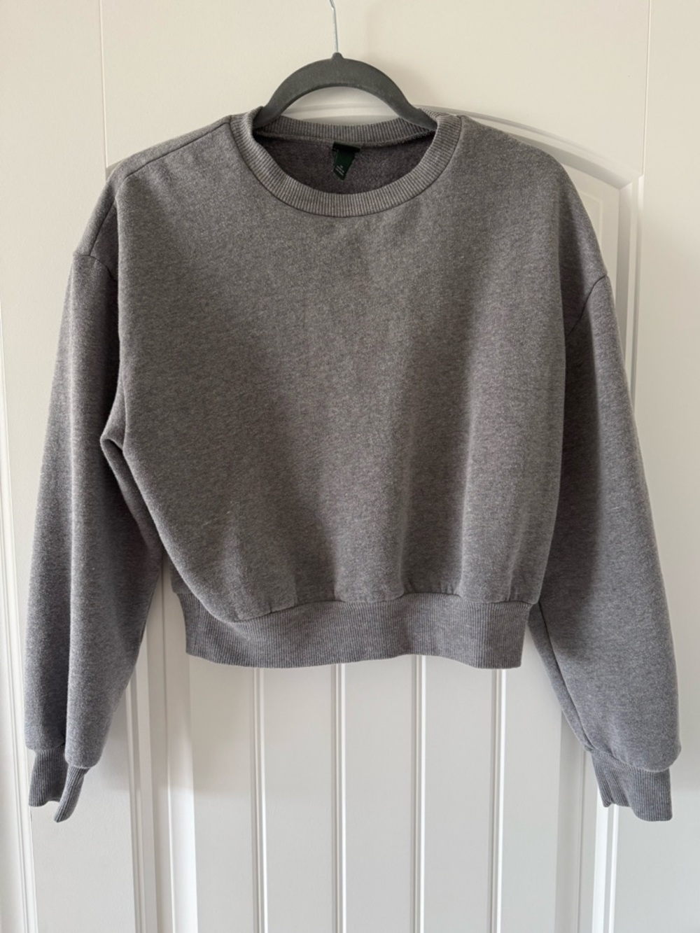 Wild Fable Classic Crewneck Cropped Sweatshirt - Gray